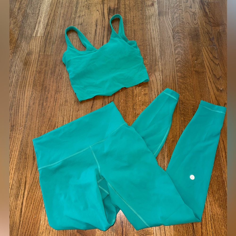 Green Lululemon Set - Sports Bra & Leggings